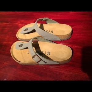 Birkenstock new Gizeh stone sandals size 43 fits size 11-11.5 womens